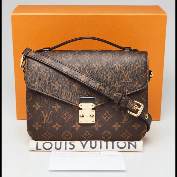 Louis Vuitton Pochette Metis World Tour Edition - Picture 3 of 10